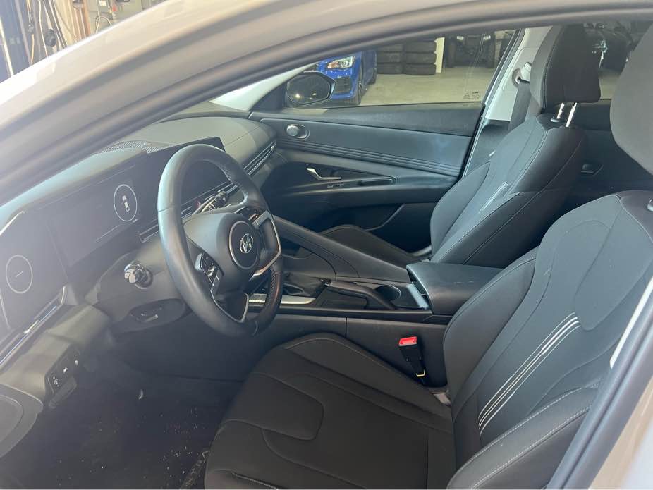 HYUNDAI ELANTRA 2023 - 5