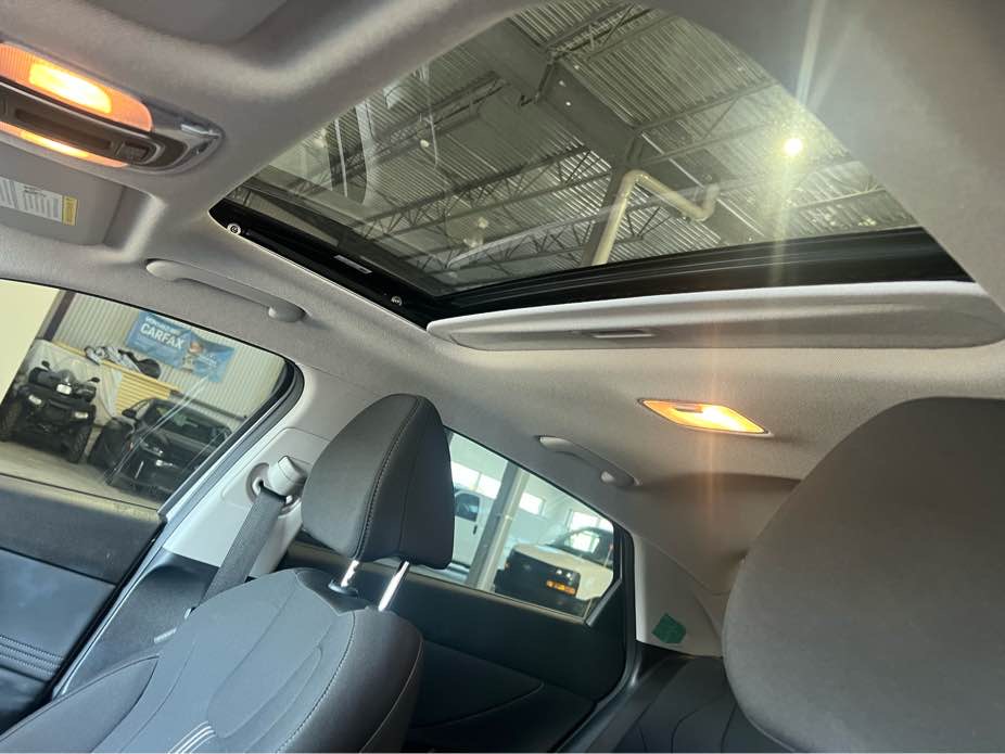 HYUNDAI ELANTRA 2023 - 8