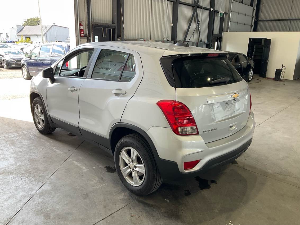 CHEVROLET TRAX 2017 - 3