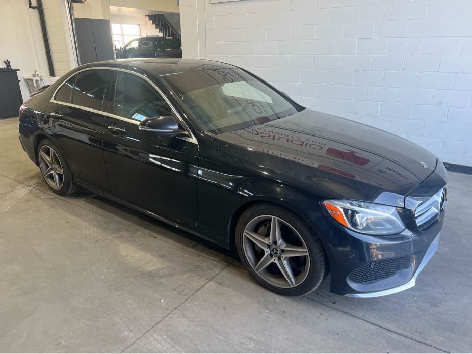 MERCEDES-BENZ C300 2018