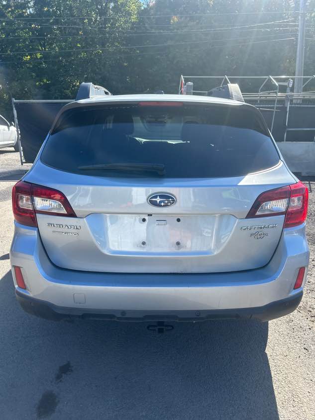 SUBARU OUTBACK 2017 - 11