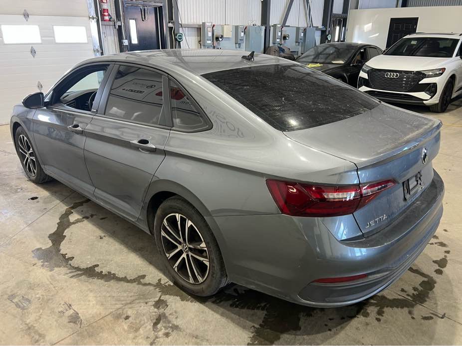VOLKSWAGEN JETTA 2023 - 3