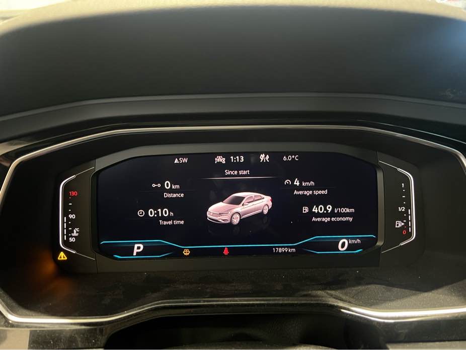 VOLKSWAGEN JETTA 2023 - 8
