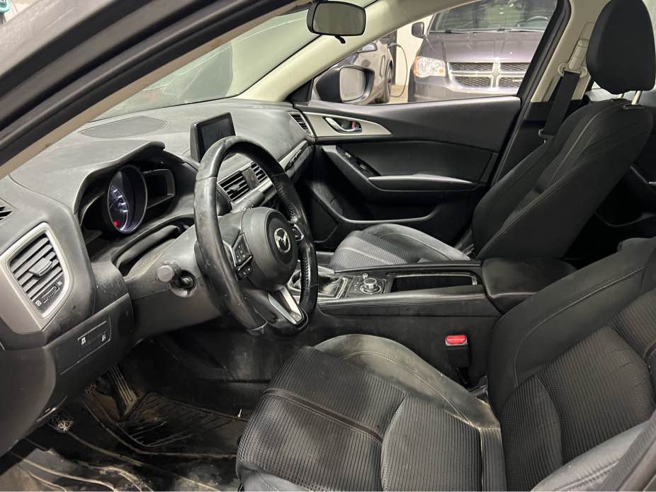 MAZDA 3 2018 - 14
