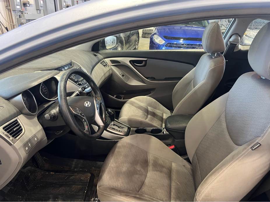 HYUNDAI ELANTRA COUPE 2013 - 5