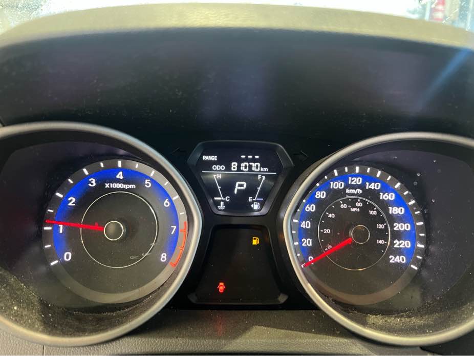 HYUNDAI ELANTRA COUPE 2013 - 8