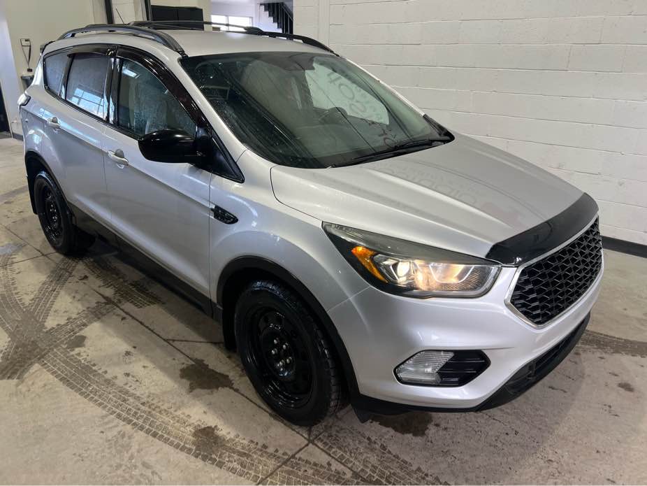 FORD ESCAPE 2017