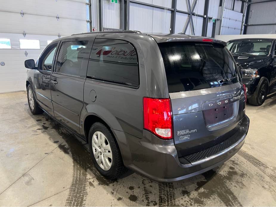 DODGE GRAND CARAVAN 2017 - 3