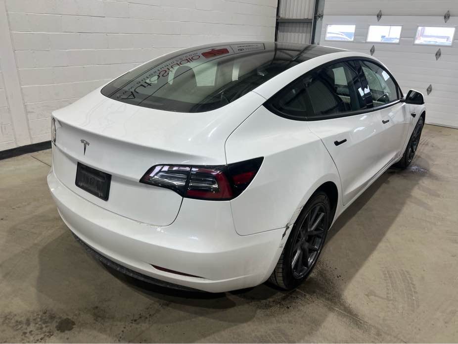 TESLA MODEL 3 2023 - 2