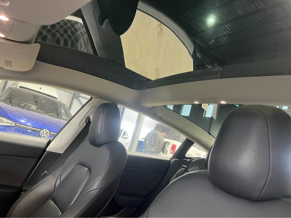 TESLA MODEL 3 2023 - 6