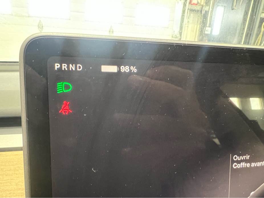 TESLA MODEL 3 2023 - 9