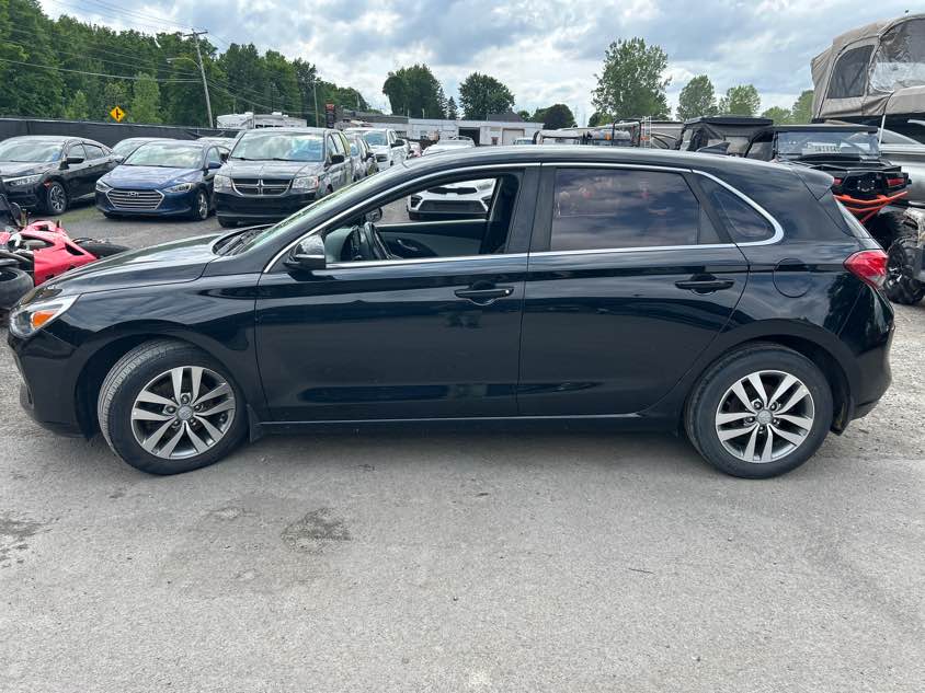 HYUNDAI ELANTRA GT 2018 - 3