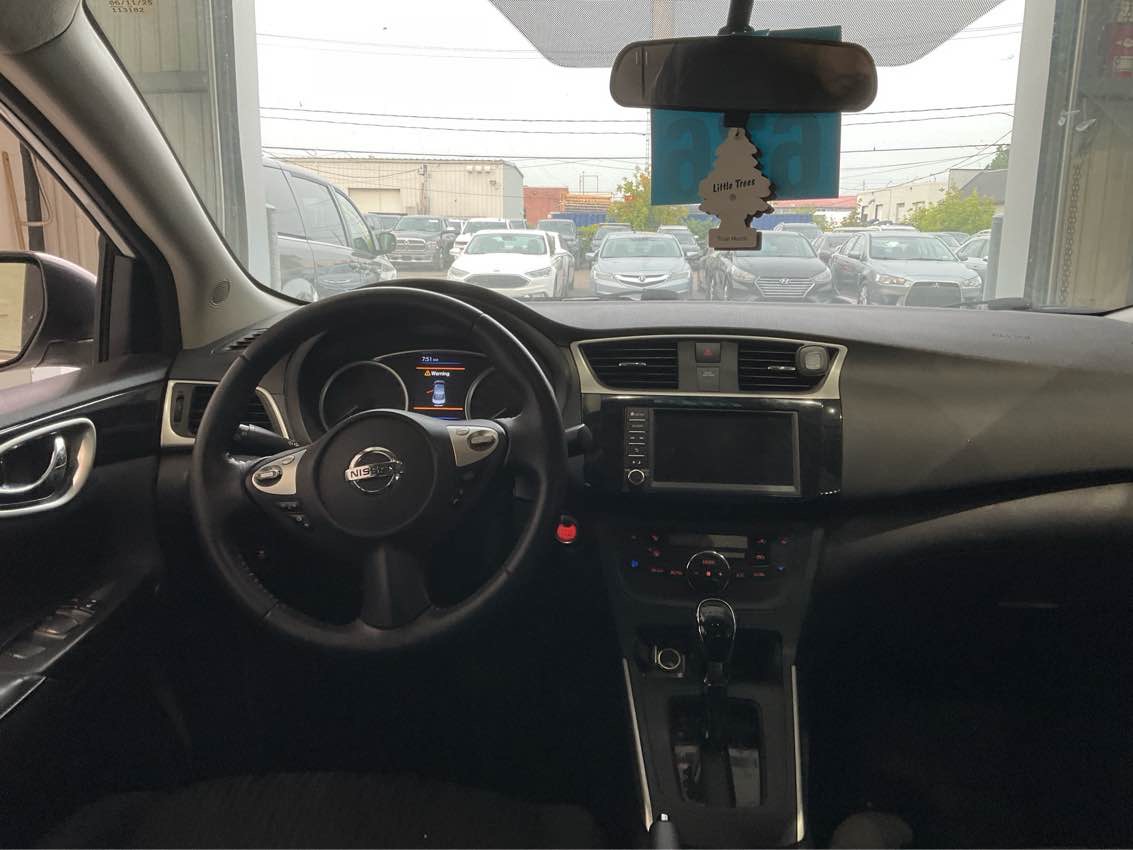 NISSAN SENTRA SV 2019 - 6