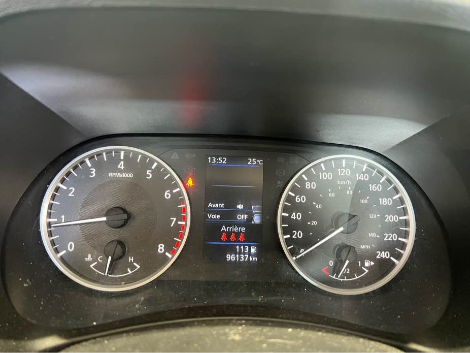 NISSAN SENTRA 2020 - 8