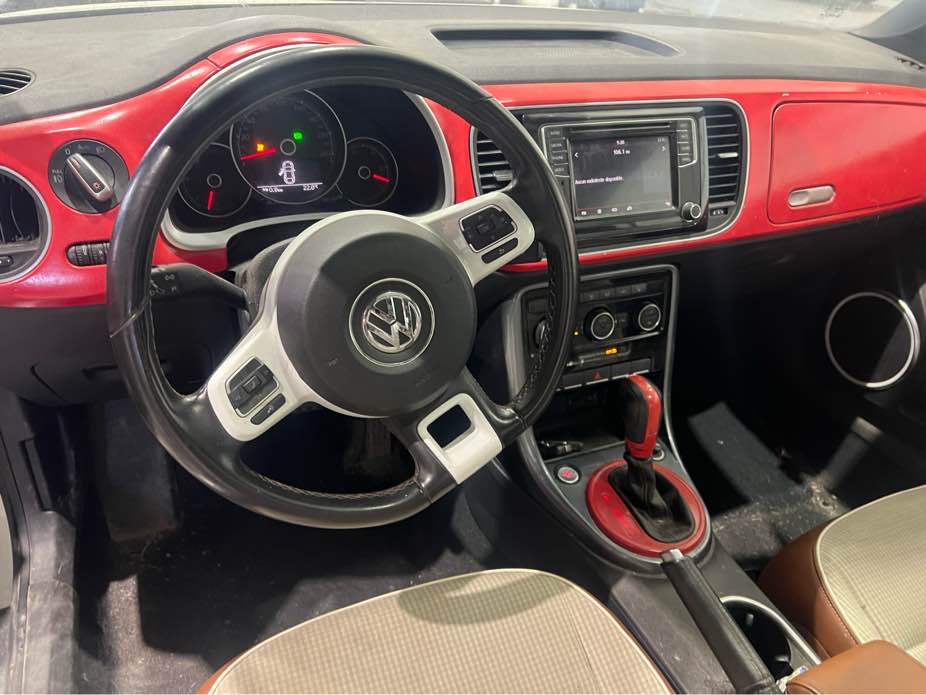 VOLKSWAGEN BEETLE 2017 - 6