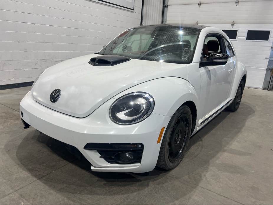 VOLKSWAGEN BEETLE 2017 - 14