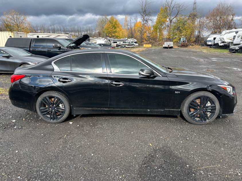 INFINITI Q50 2017