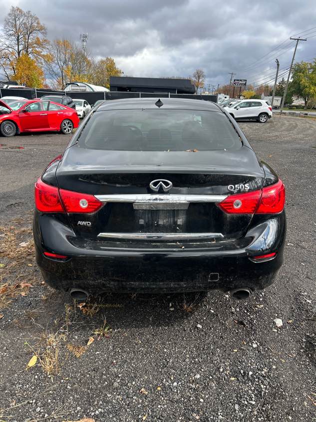 INFINITI Q50 2017 - 2