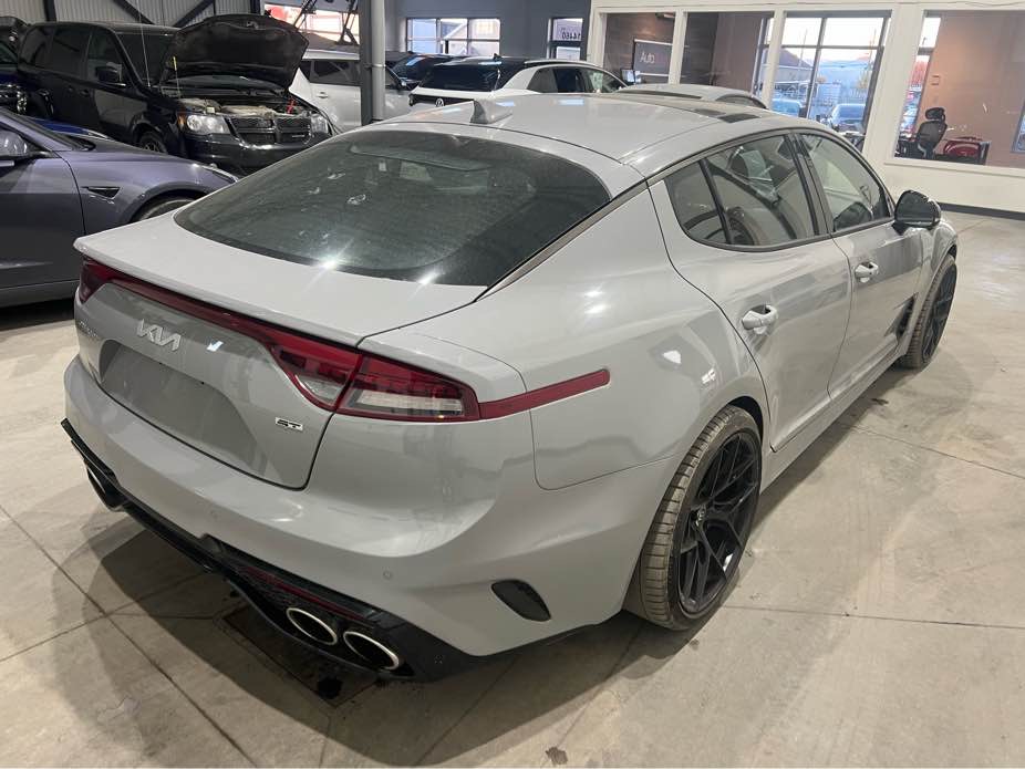 KIA STINGER 2023 - 2