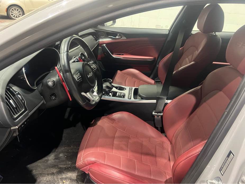 KIA STINGER 2023 - 5