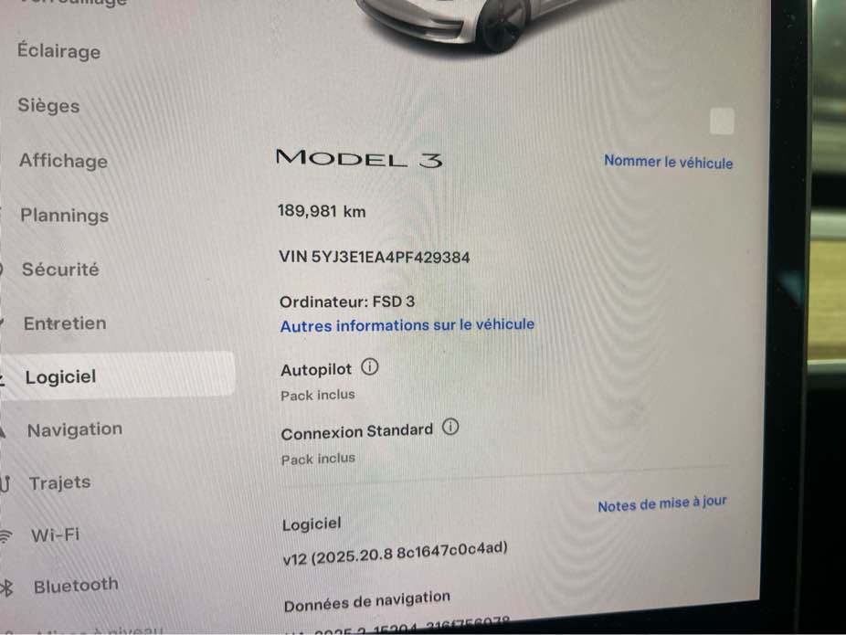 TESLA MODEL 3 2023 - 9