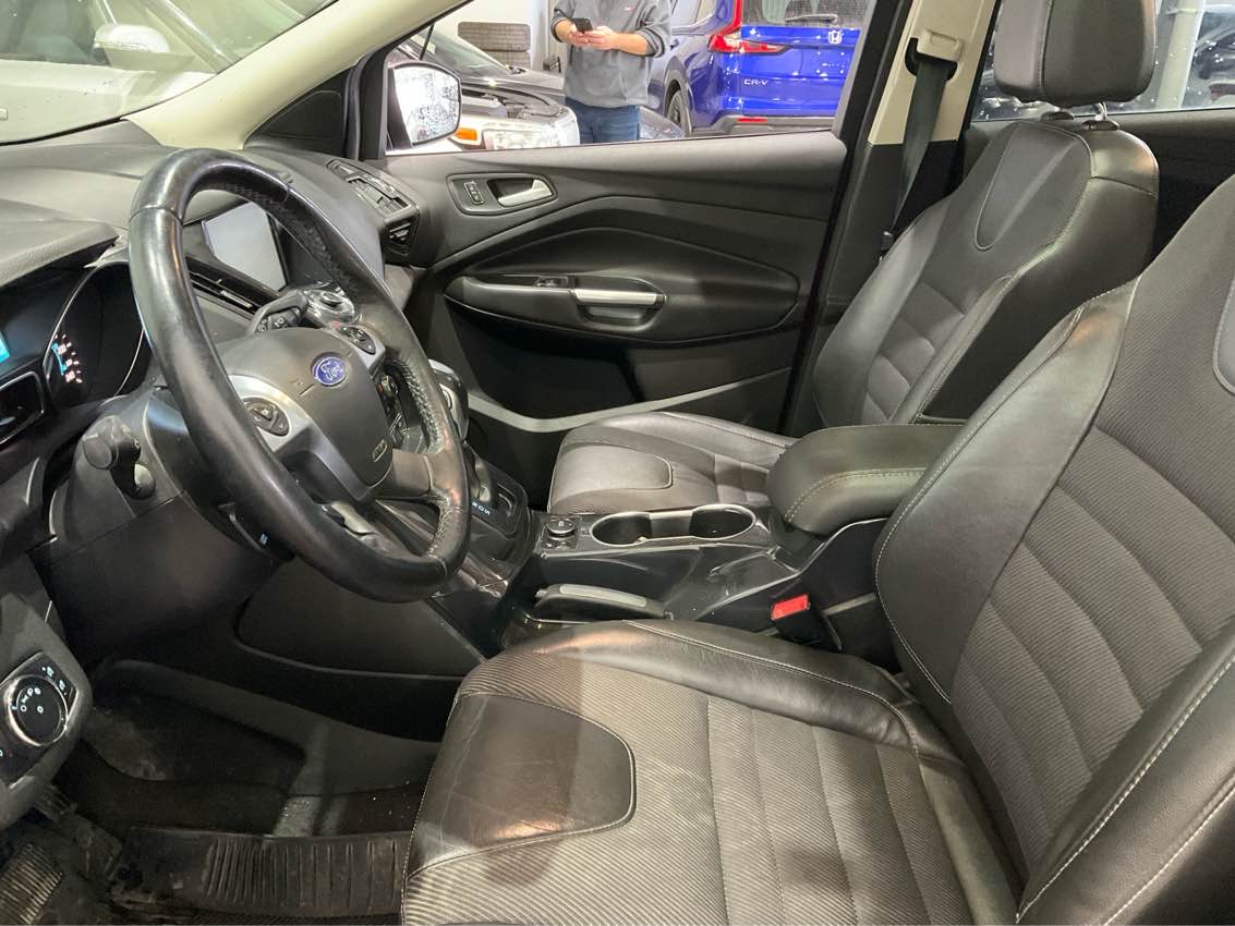 FORD ESCAPE 2015 - 5