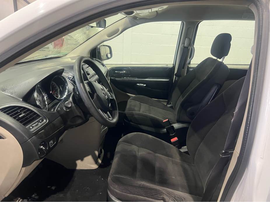 DODGE GRAND CARAVAN 2017 - 5