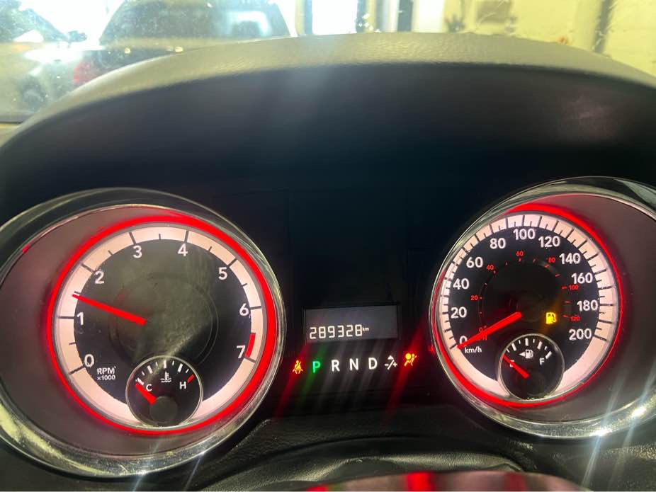 DODGE GRAND CARAVAN 2017 - 9