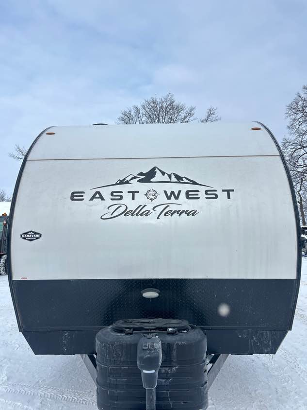 FOREST RIVER EAST TO WEST DELLA TERRA (230RB) 2023 - 11