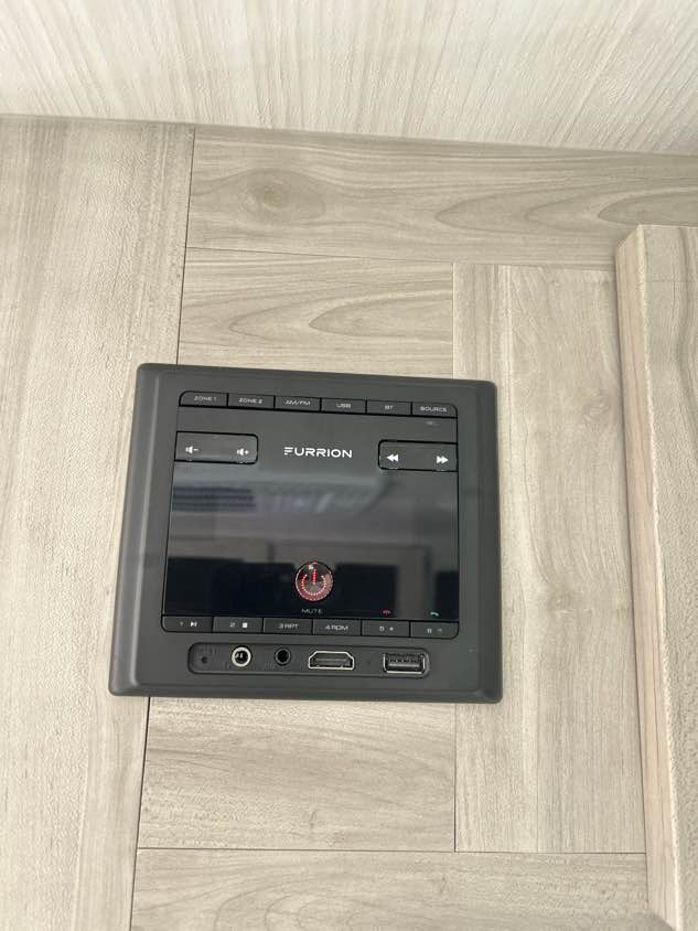 FOREST RIVER EAST TO WEST DELLA TERRA (230RB) 2023 - 16