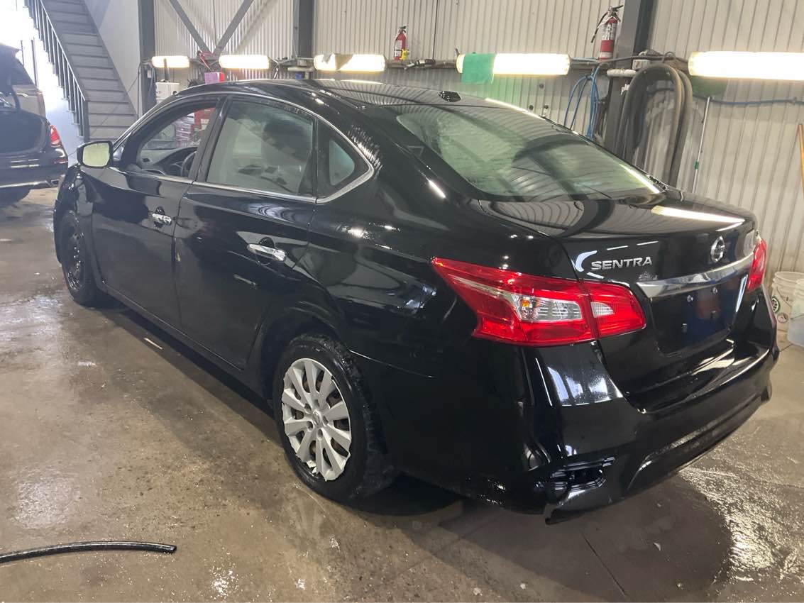 NISSAN SENTRA 2017 - 3