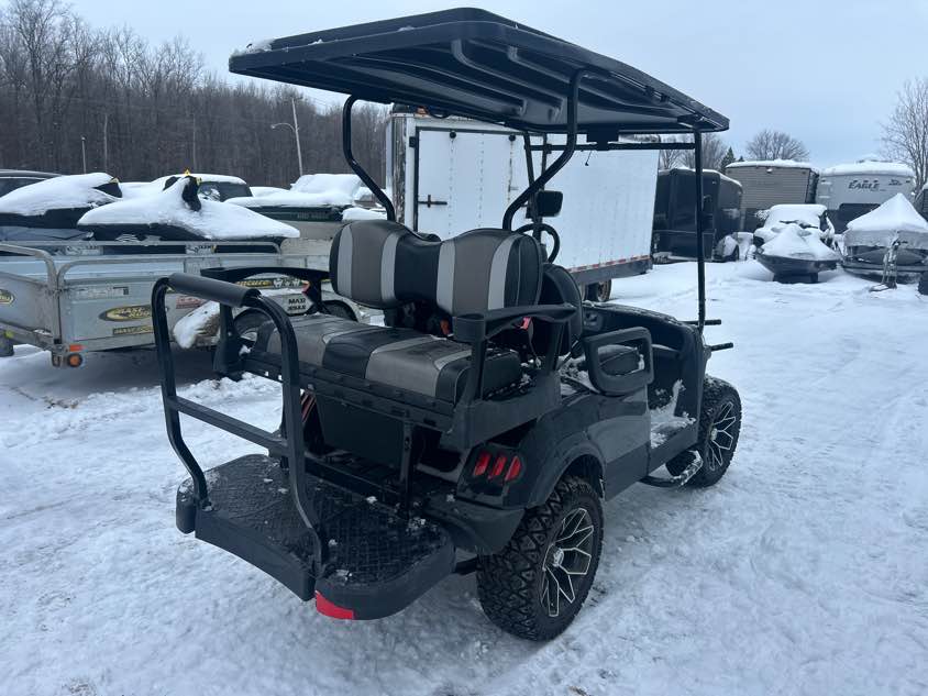 KARO COMMENDER 2023 - 3