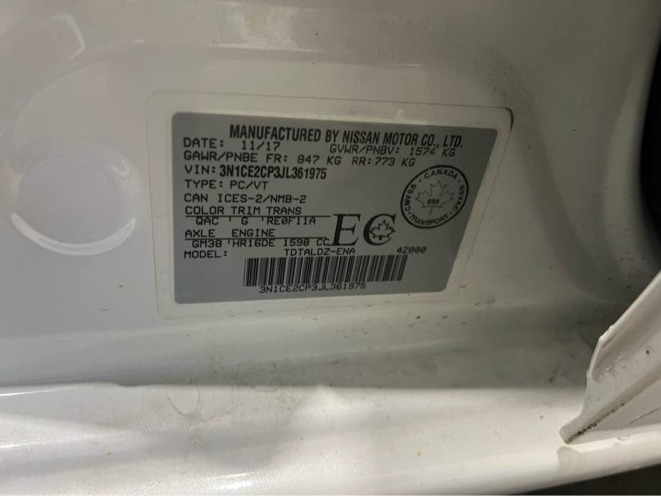 NISSAN VERSA 2018 - 7