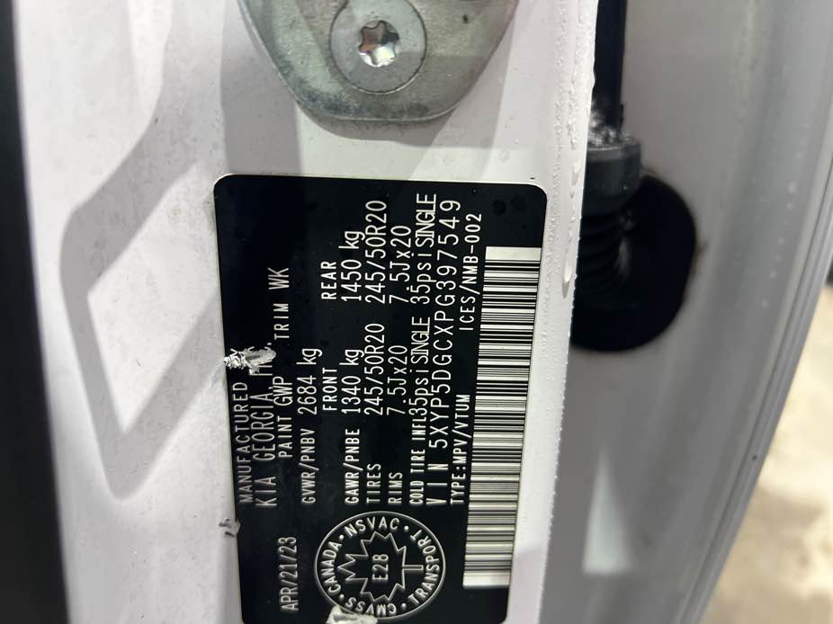 KIA TELLURIDE 2023 - 11