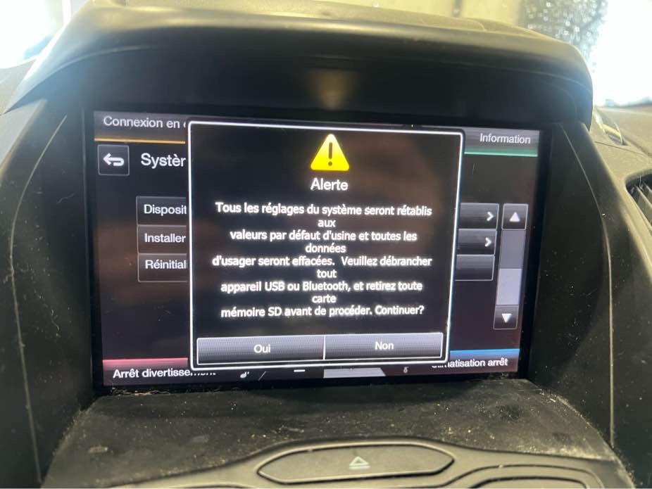 FORD ESCAPE 2015 - 9