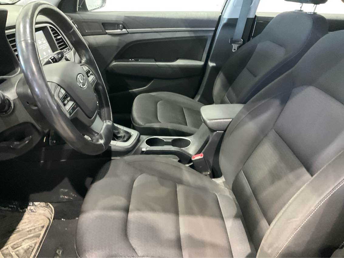 HYUNDAI ELANTRA 2017 - 5