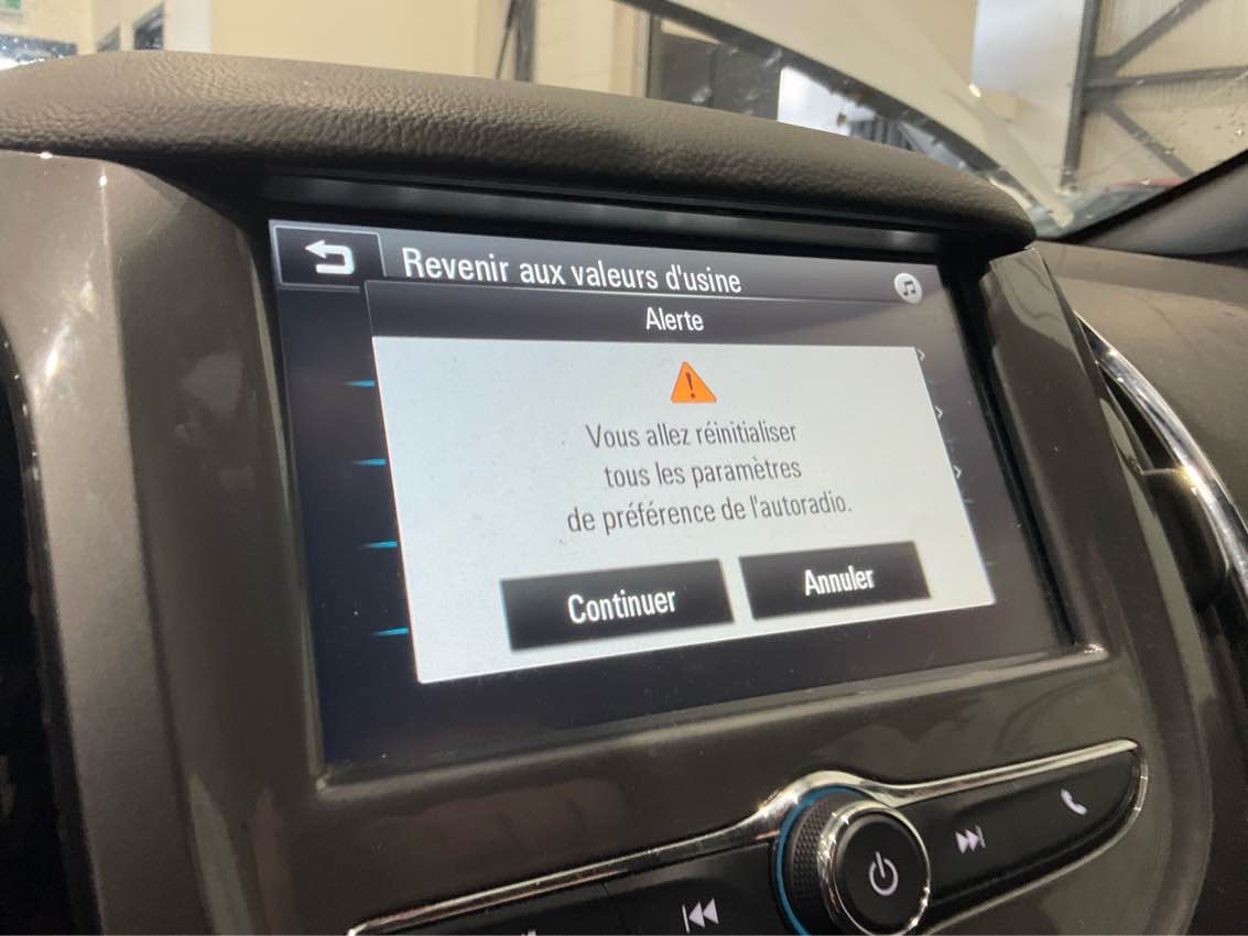 CHEVROLET CRUZE 2018 - 9