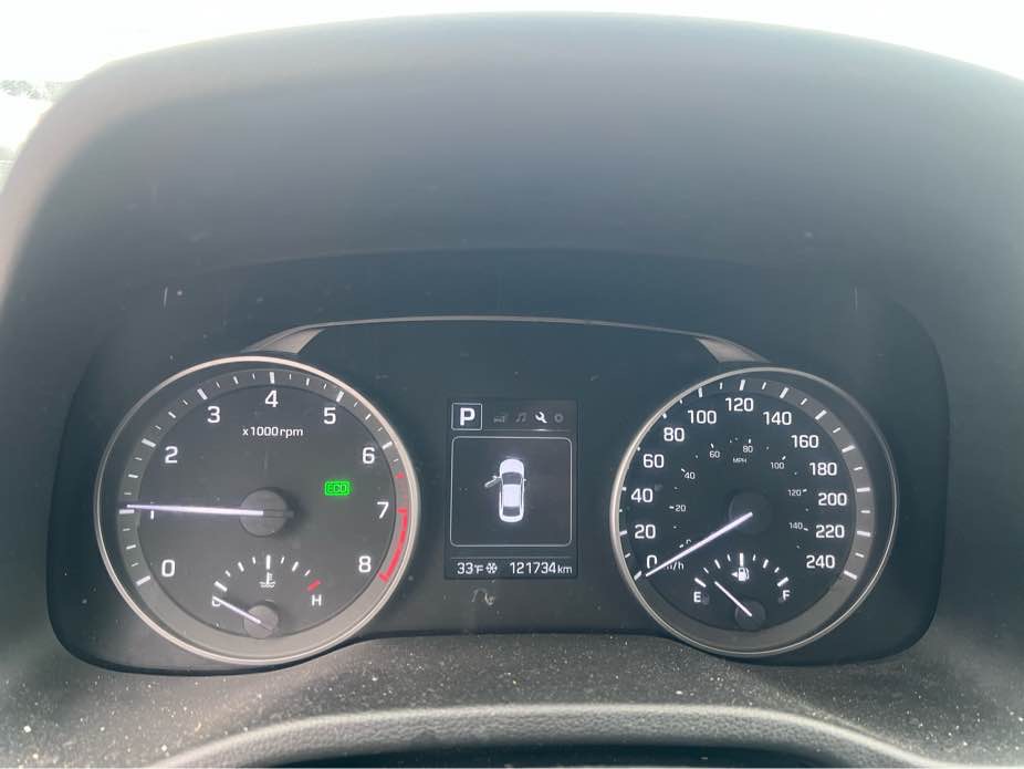 HYUNDAI ELANTRA 2018 - 8