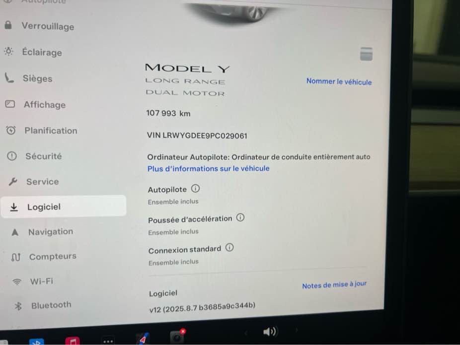 TESLA MODEL Y 2023 - 10