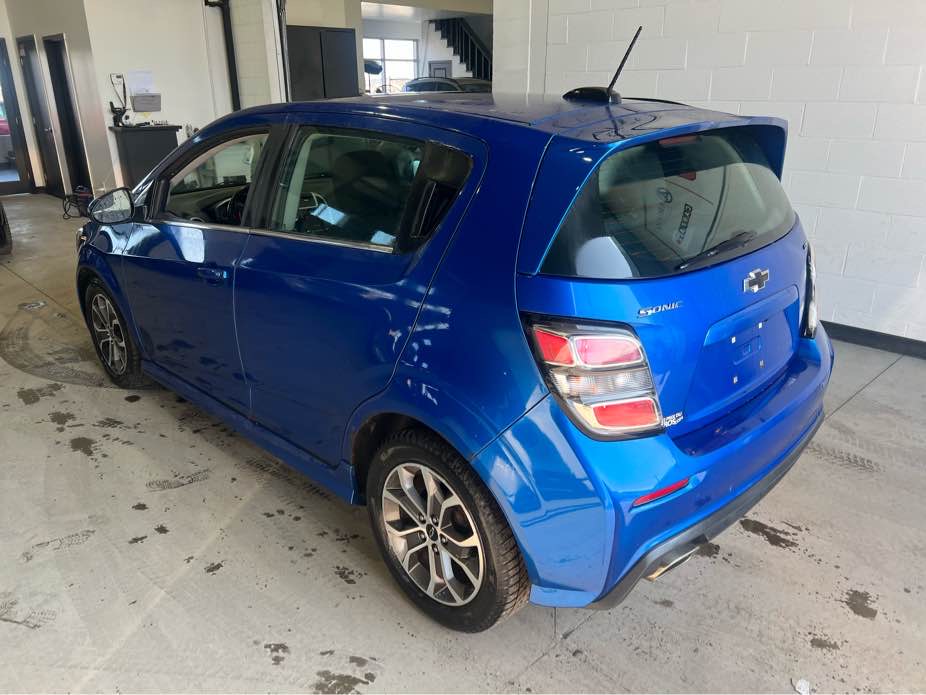 CHEVROLET SONIC 2018 - 3