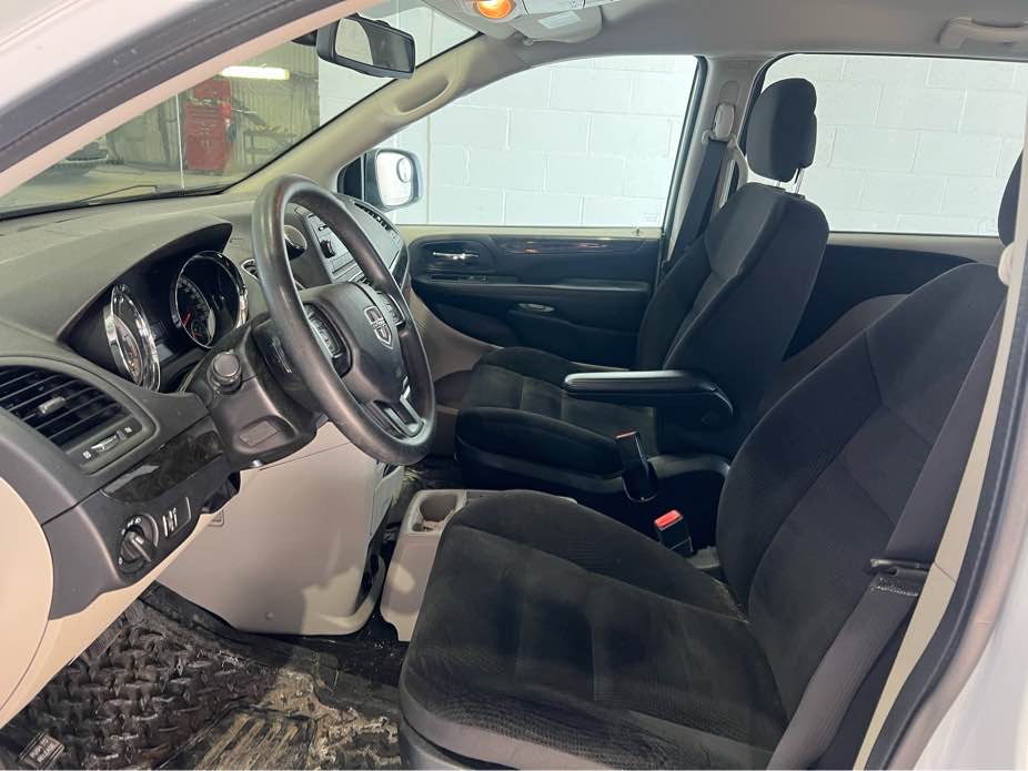 DODGE GRAND CARAVAN 2018 - 5