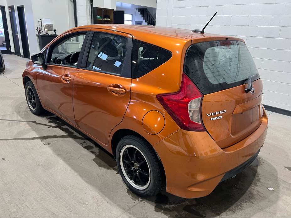 2017 nissan versa