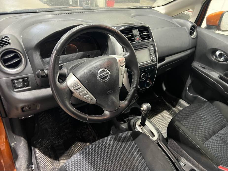 NISSAN VERSA 2017 - 6