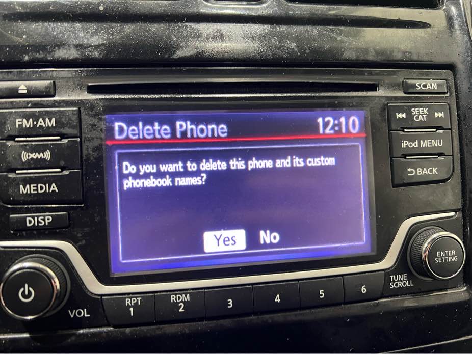 NISSAN VERSA 2017 - 9