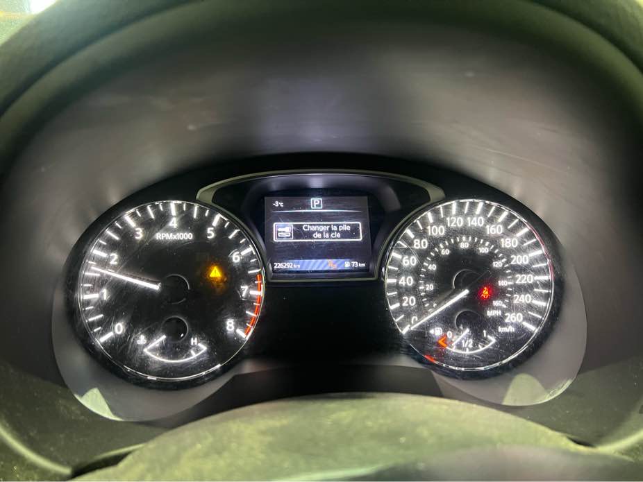 NISSAN ALTIMA 2017 - 8