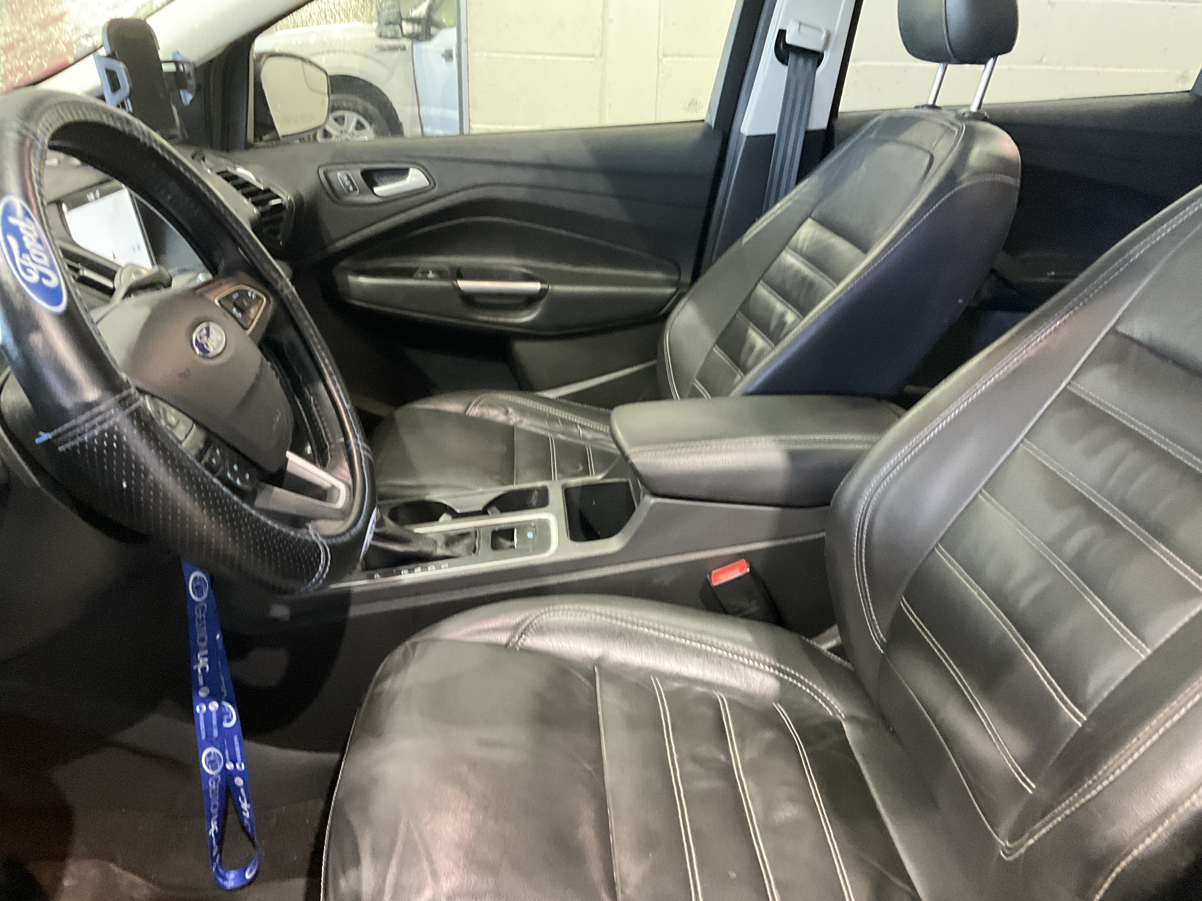 FORD ESCAPE 2018 - 5