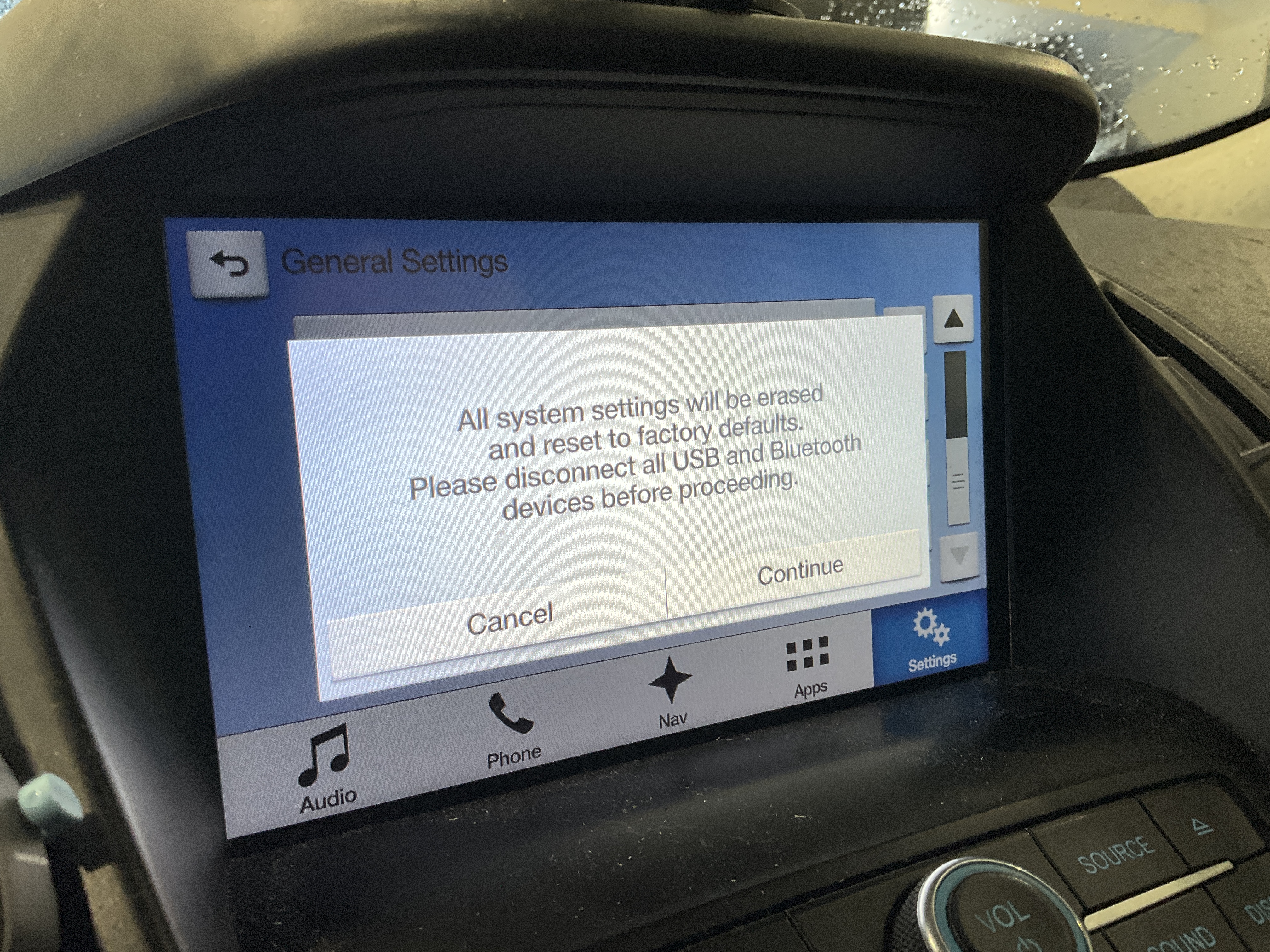 FORD ESCAPE 2018 - 10