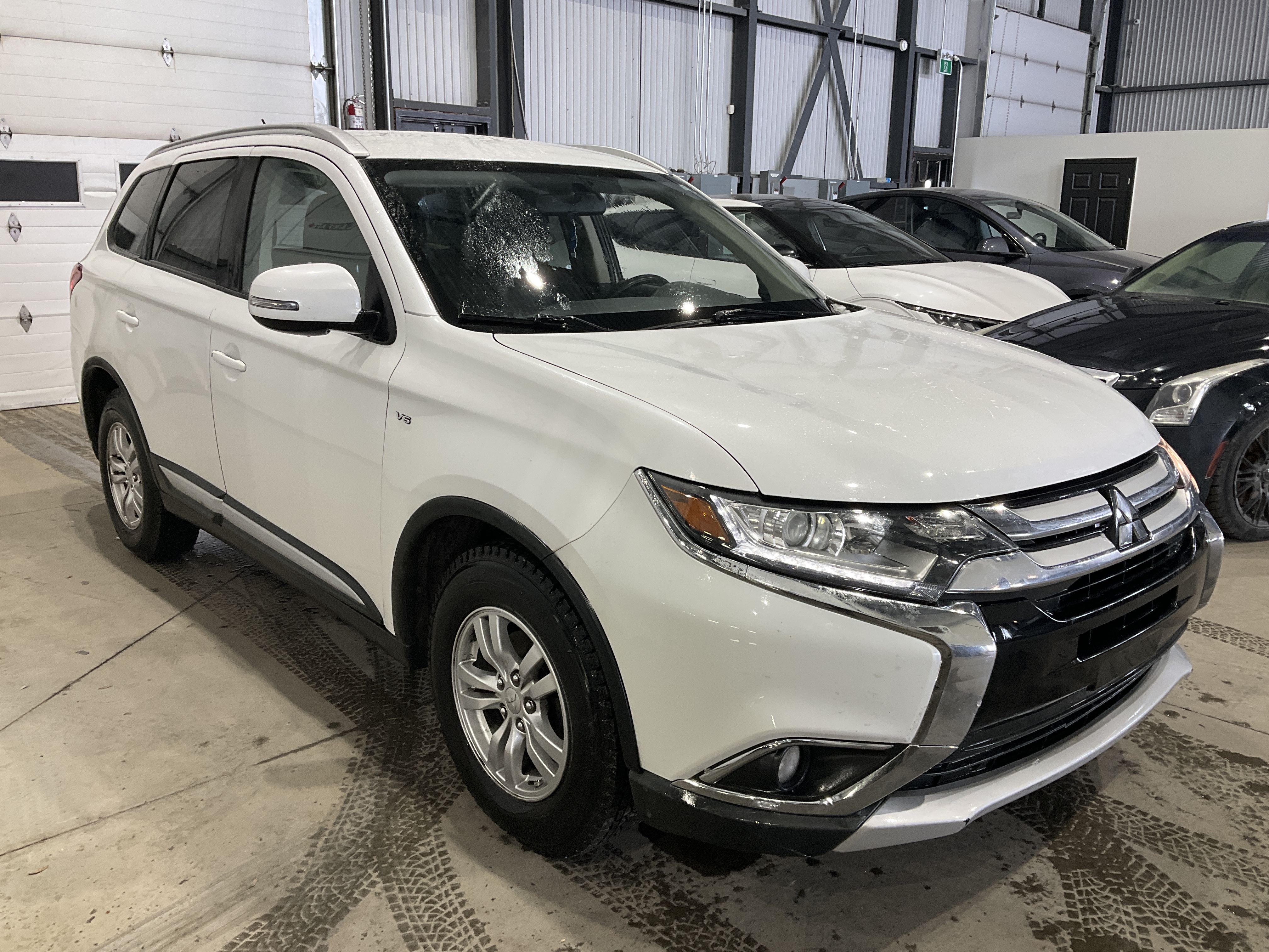 2016 Mitsubishi Outlander SE
