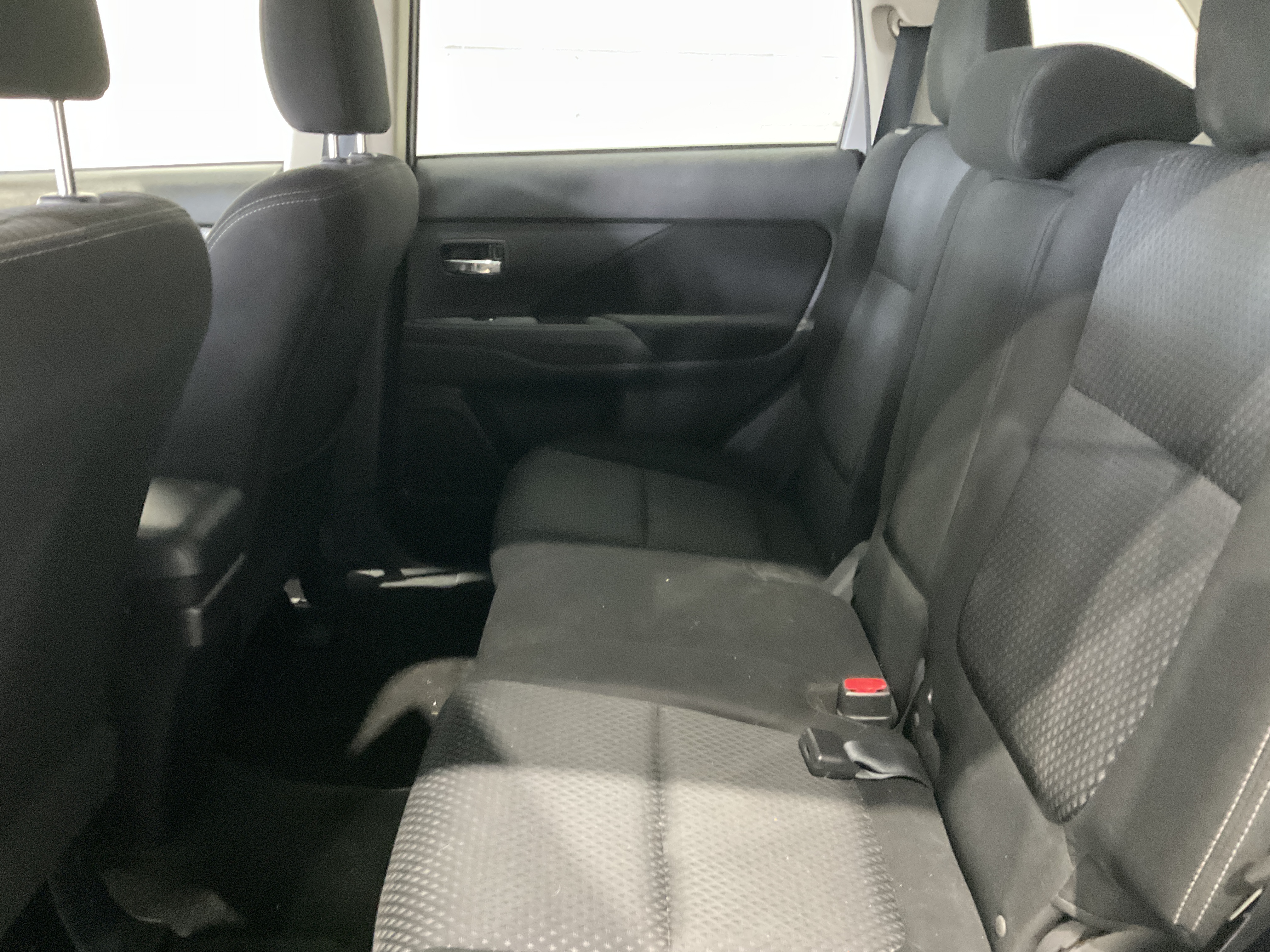 MITSUBISHI OUTLANDER 2016 - 7