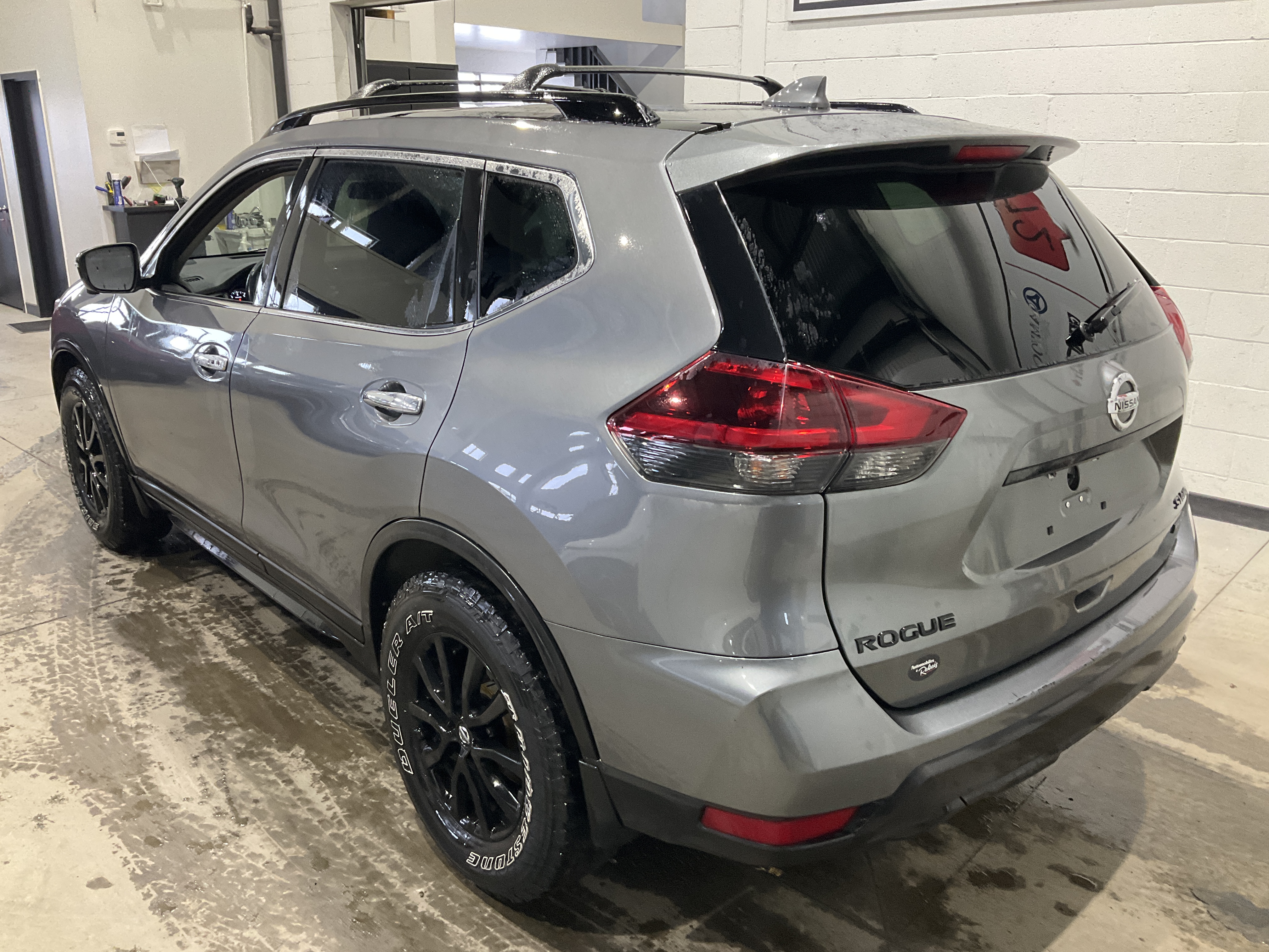 NISSAN ROGUE 2018 - 3